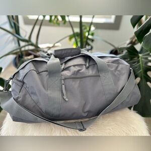 Grey Duffle Bag with shoulder strap